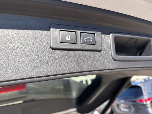 Certified 2024 Subaru Forester Limited image 29