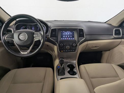 Used 2021 Jeep Grand Cherokee Laredo RWD image 15