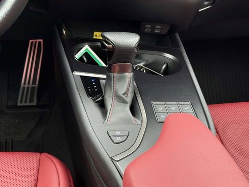 Used 2024 Lexus UX 250h F Sport AWD/4WD image 19