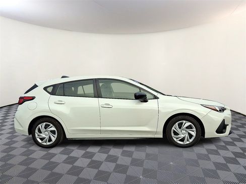 Used 2024 Subaru Impreza 2.0i image 10