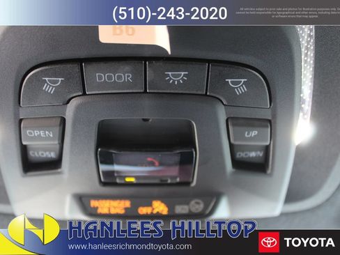 Used 2024 Toyota Corolla XSE FWD image 25
