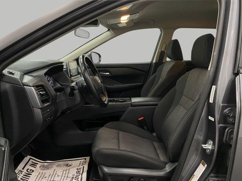 Certified 2025 Nissan Rogue SV AWD/4WD image 29