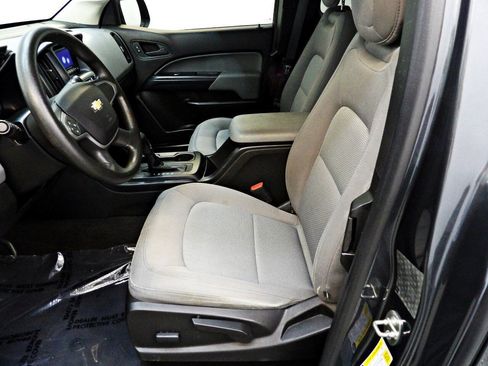 Used 2016 Chevrolet Colorado W/T w/ WT Convenience Package RWD image 8