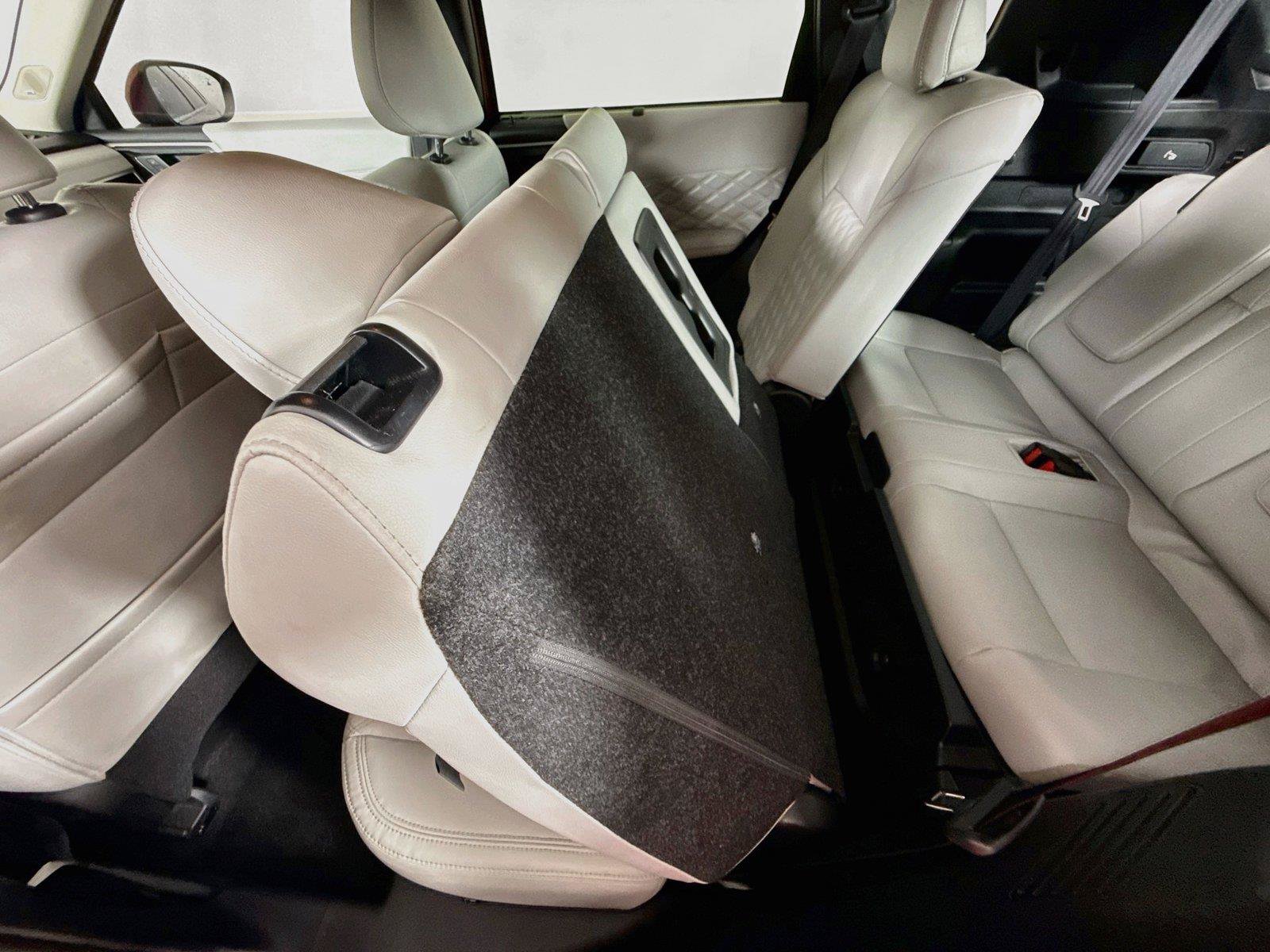 Used 2024 Mitsubishi Outlander 4WD Plug-In Hybrid image 29