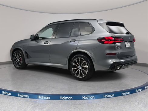New 2026 BMW X5 xDrive50e w/ M Sport Package image 7