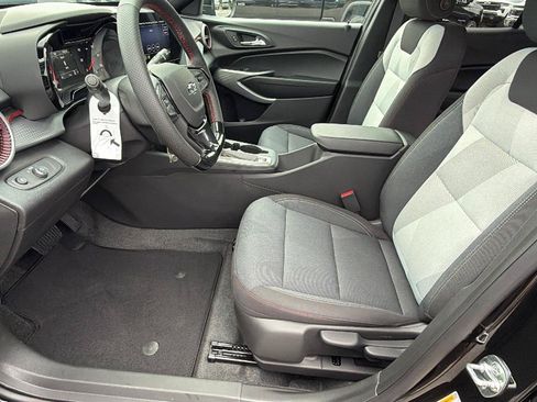 New 2026 Chevrolet Trax RS FWD image 13