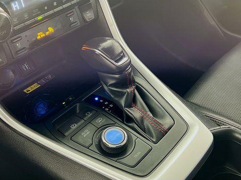 Used 2024 Toyota RAV4 XSE w/ Premium Package image 18