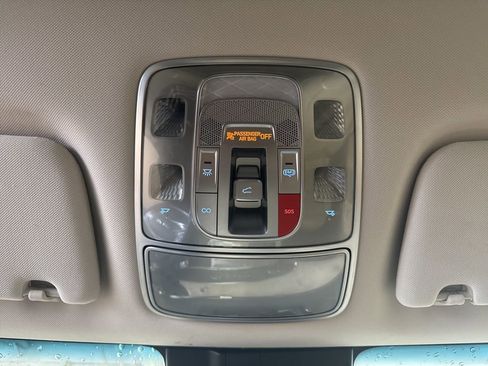 Used 2022 Genesis GV70 2.5T w/ Advanced Package image 25