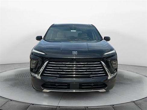 New 2025 Buick Enclave Preferred image 2
