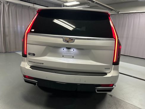 Used 2023 Cadillac Escalade Premium Luxury Platinum w/ LPO, Floor Liner Package AWD/4WD image 6