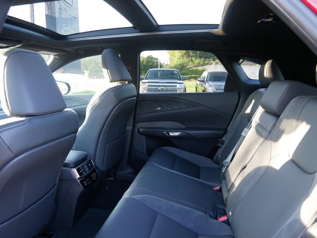 Certified 2023 Lexus RX 350 AWD w/ Accessory Package (Z1) image 11
