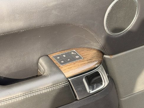 Used 2017 Land Rover Range Rover Sport SE image 21