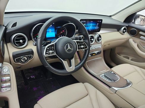 Certified 2021 Mercedes-Benz GLC 300 image 22
