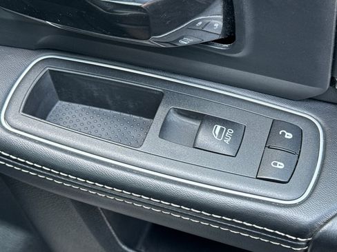 Used 2022 RAM 3500 Limited image 22