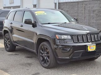 Used 2020 Jeep Grand Cherokee Altitude video 2