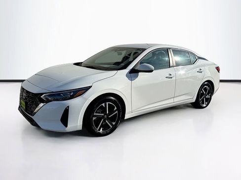 Used 2024 Nissan Sentra SV image 1