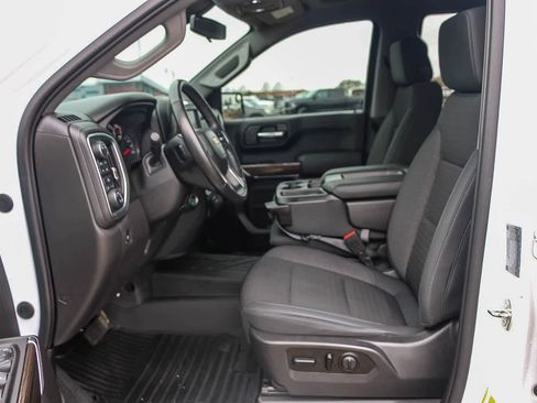 Used 2019 Chevrolet Silverado 1500 LT w/ All-Star Edition image 17