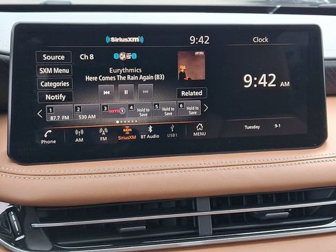 Used 2023 INFINITI QX60 Sensory w/ Vision Package AWD/4WD image 18