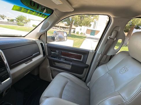 Used 2010 Dodge Ram 3500 Truck Laramie w/ Cold Weather Group AWD/4WD image 18