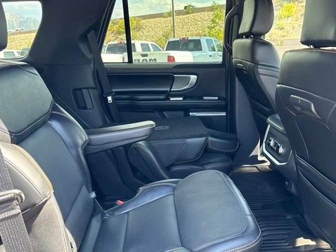 Used 2025 Ford Expedition Tremor AWD/4WD image 14