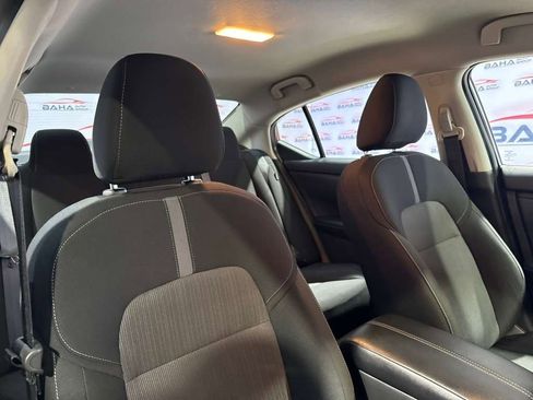 Used 2025 Nissan Sentra SV image 45