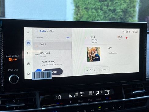 New 2026 Toyota Sienna Platinum image 15