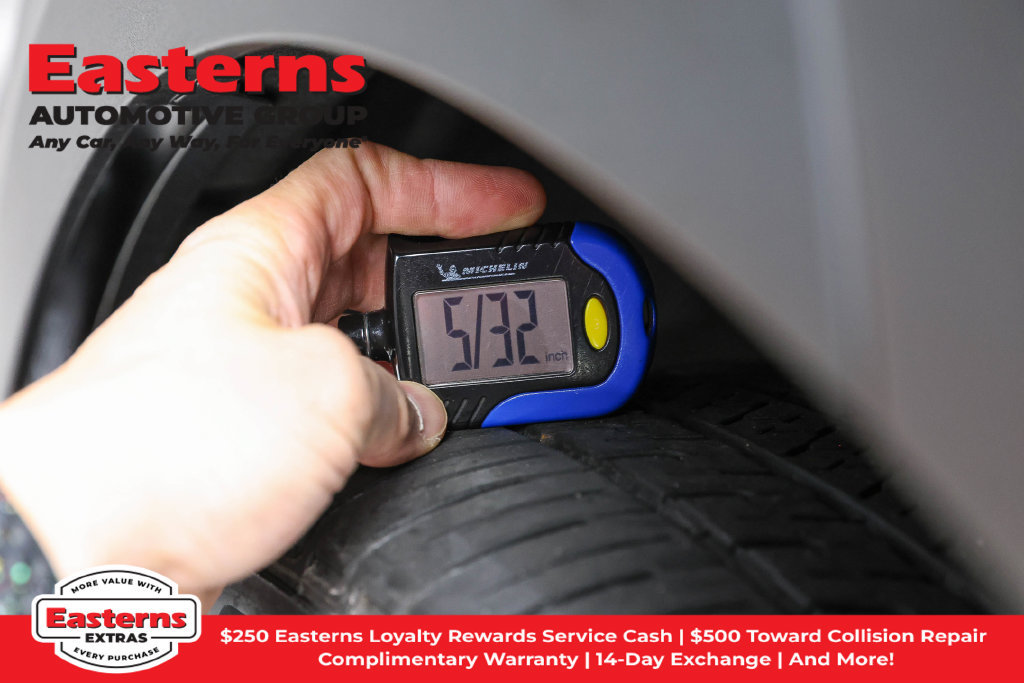 Used 2023 Subaru Solterra AWD image 29