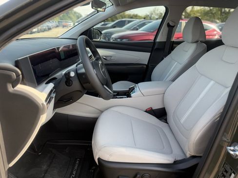 New 2026 Hyundai Tucson SEL image 17