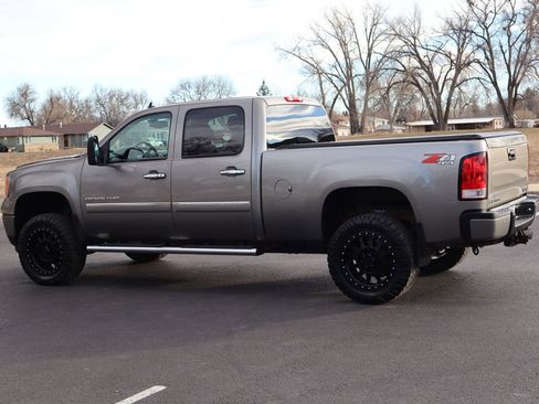 Used 2014 GMC Sierra 2500 Denali w/ Suspension Package, Off-Road image 8