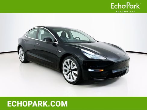 Used 2019 Tesla Model 3 Standard Range Plus image 1