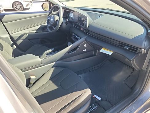 New 2026 Hyundai Elantra Sport image 16