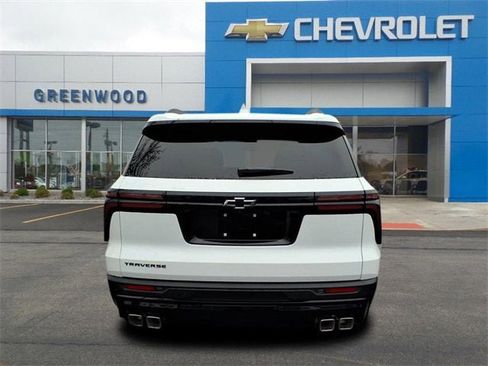 New 2026 Chevrolet Traverse LT w/ Midnight/Sport Edition image 4