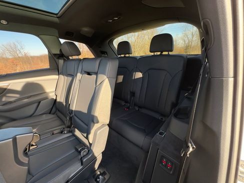 New 2026 Audi Q7 3.0T Premium Plus AWD/4WD image 29