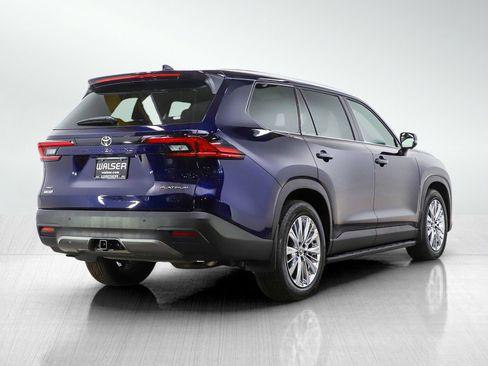 Used 2026 Toyota Grand Highlander Platinum image 5