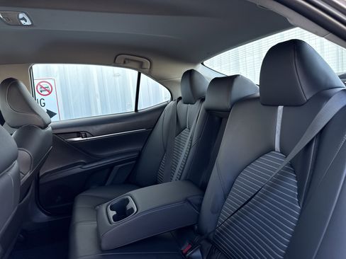 Used 2023 Toyota Camry SE image 24