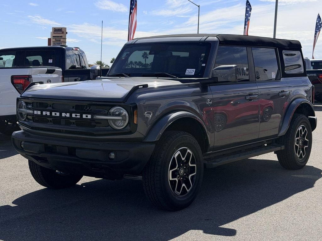 Used 2023 Ford Bronco Outer Banks AWD/4WD image 4