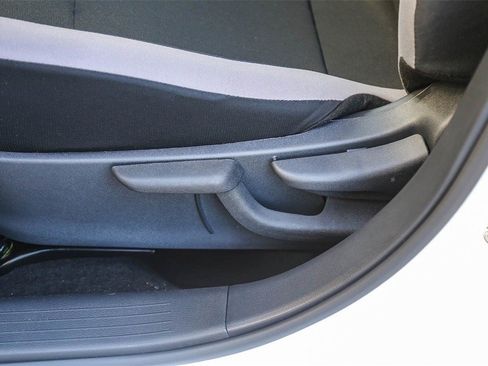 Certified 2025 Nissan Versa S w/ Lighting Package image 23