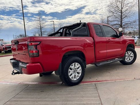 Used 2022 Nissan Frontier SV image 6