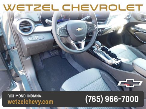 New 2026 Chevrolet Trax LT w/ Driver Confidence Package FWD image 13