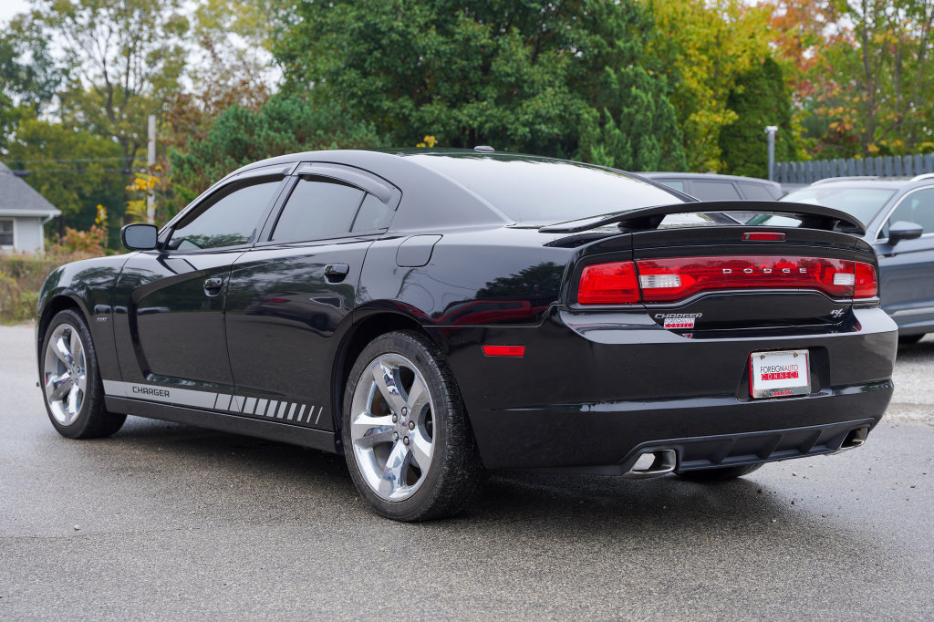 Used 2011 Dodge Charger R/T RWD image 9