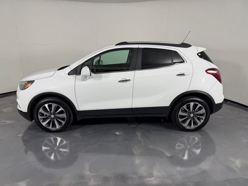 Used 2022 Buick Encore Preferred w/ Safety Package FWD image 8