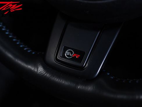 Used 2017 Jaguar F-TYPE SVR AWD/4WD image 33