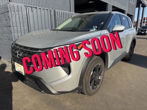 Certified 2024 Nissan Rogue SV image 1