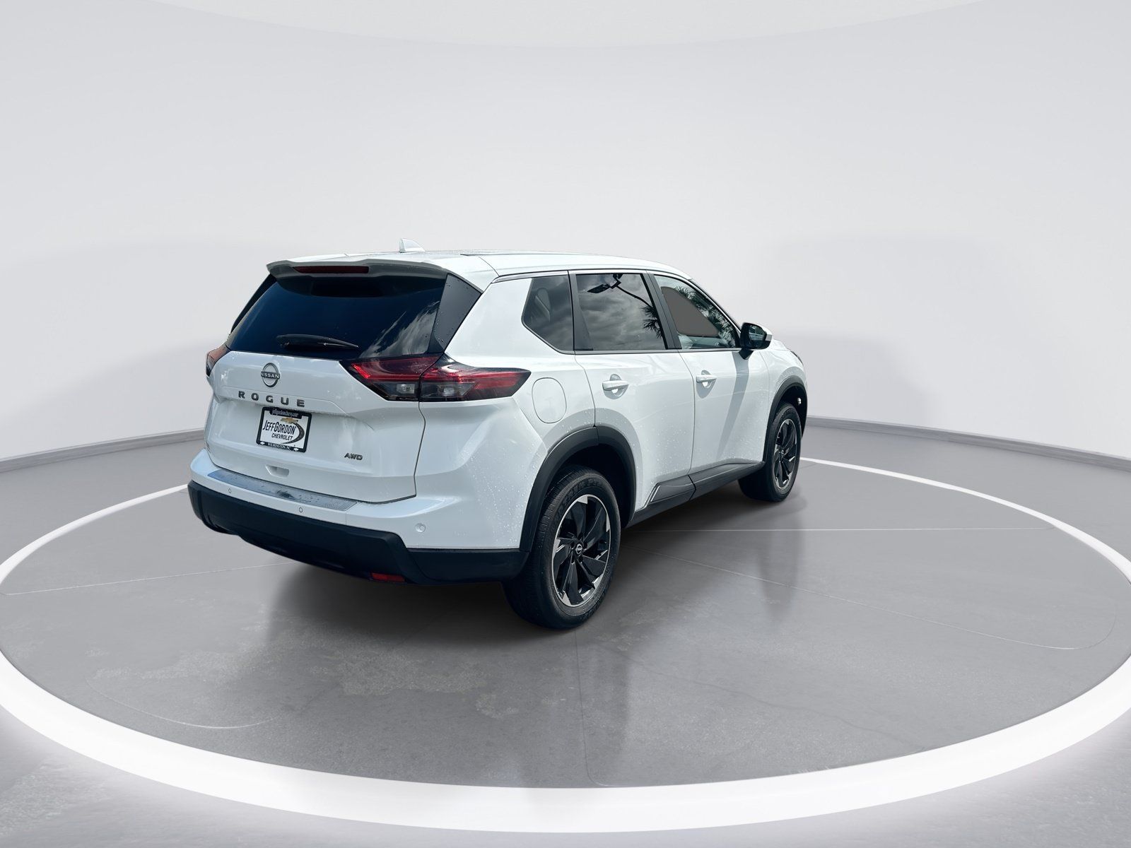 Used 2026 Nissan Rogue SV AWD/4WD image 9