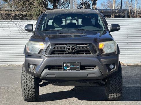 Used 2014 Toyota Tacoma 4x4 Double Cab image 7