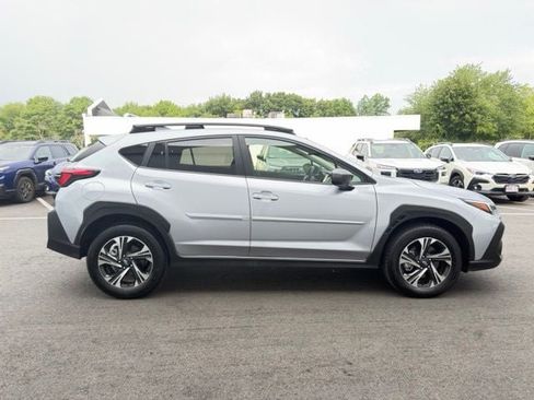 Used 2025 Subaru Crosstrek 2.5i Premium AWD/4WD image 5
