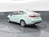 Used 2017 Ford Fiesta SE image 6