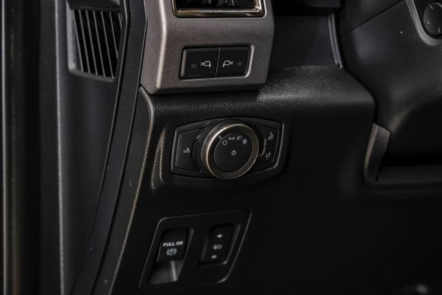 Used 2020 Ford F150 Raptor w/ Equipment Group 802A Luxury AWD/4WD image 38