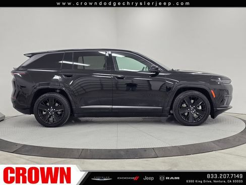 Used 2024 Jeep Wagoneer Launch Edition AWD/4WD image 8