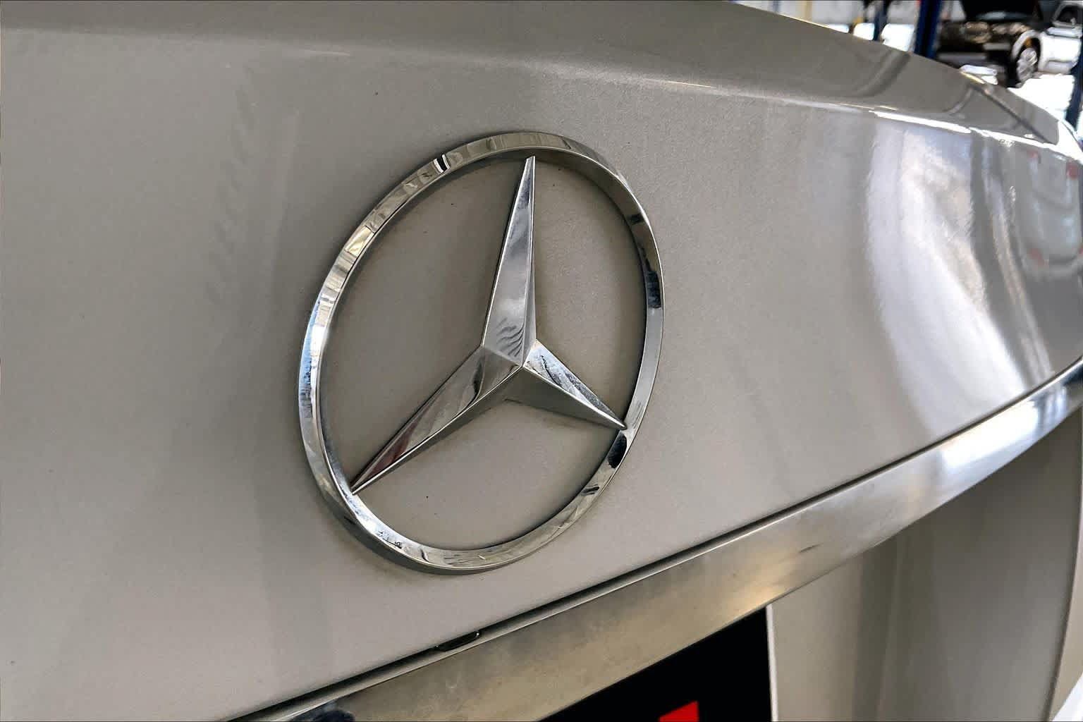 Used 2011 Mercedes-Benz C 300 Sedan image 30